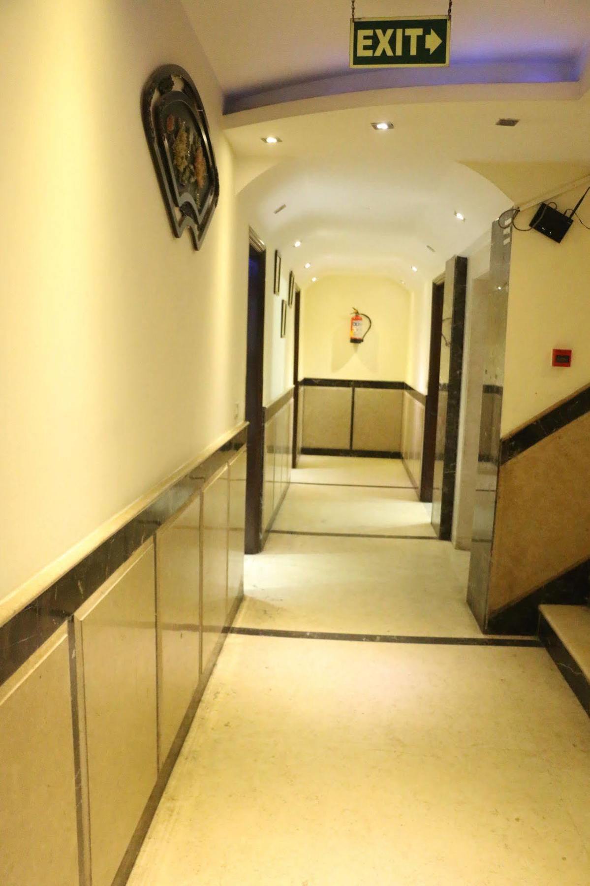 Hotel High 5 Land Delhi  Buitenkant foto